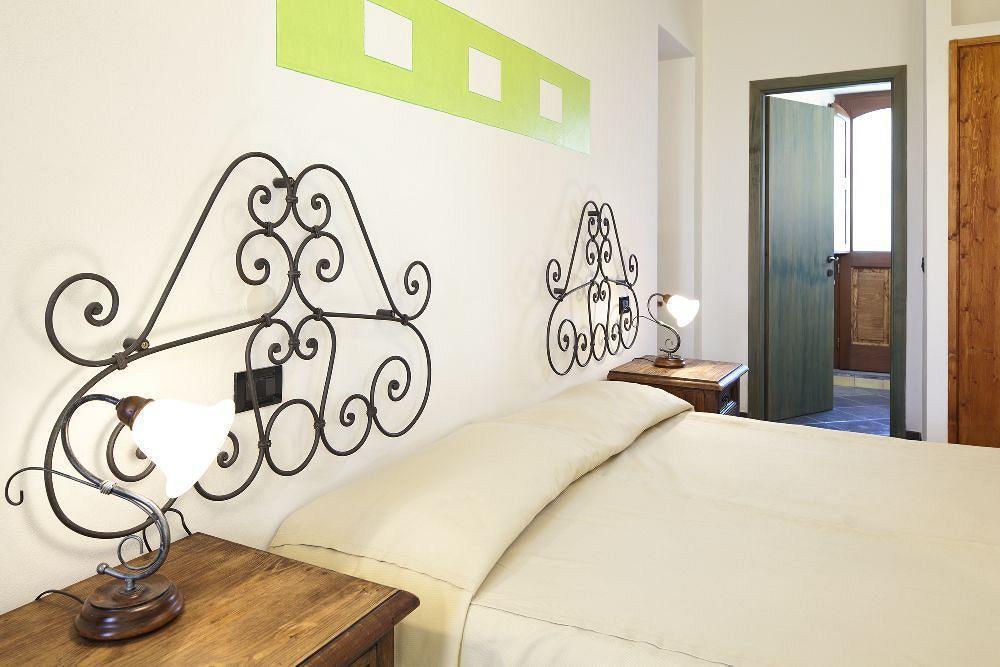 Willa Agriturismo Terrenia Trappitello Zewnętrze zdjęcie