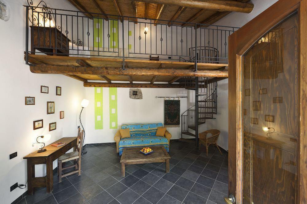 Willa Agriturismo Terrenia Trappitello Zewnętrze zdjęcie